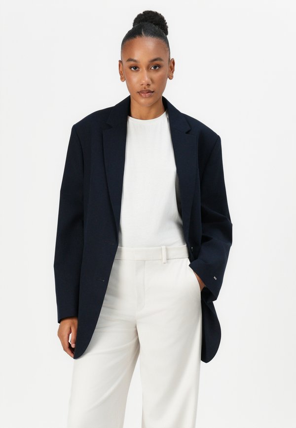 Tommy Hilfiger ELEVATED