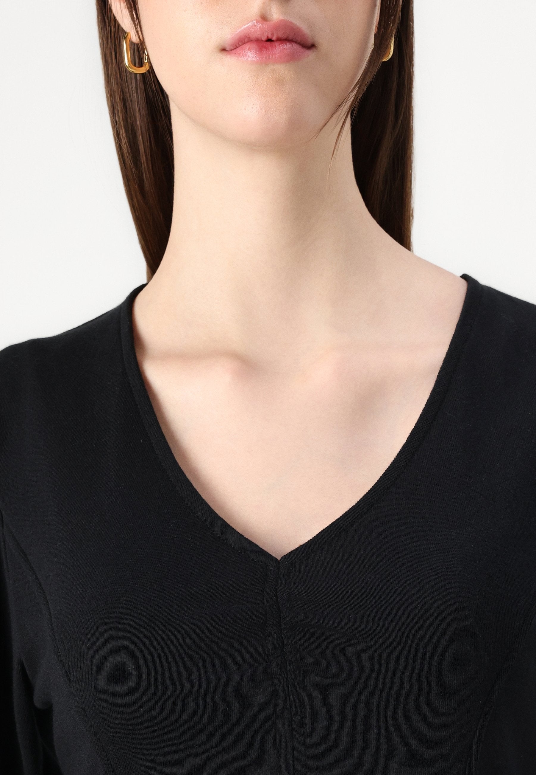 GAP V ELBOW NECK PUFF TEE