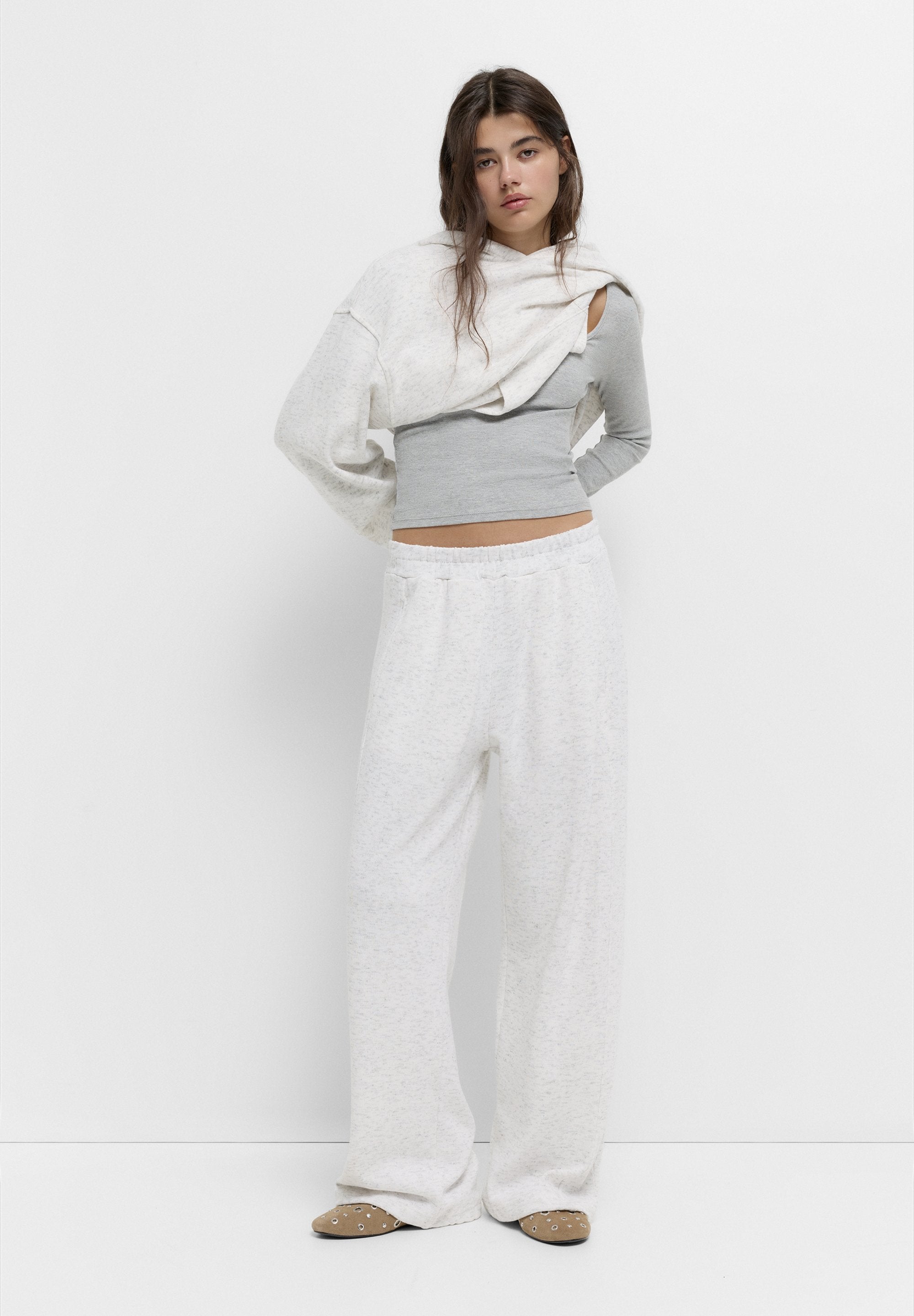 PULL&BEAR SOFT TOUCH - JOGGERS