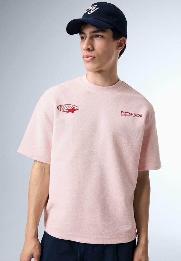 Bershka TERRY PRINT - TSHIRT - Print T-shirt - light pink