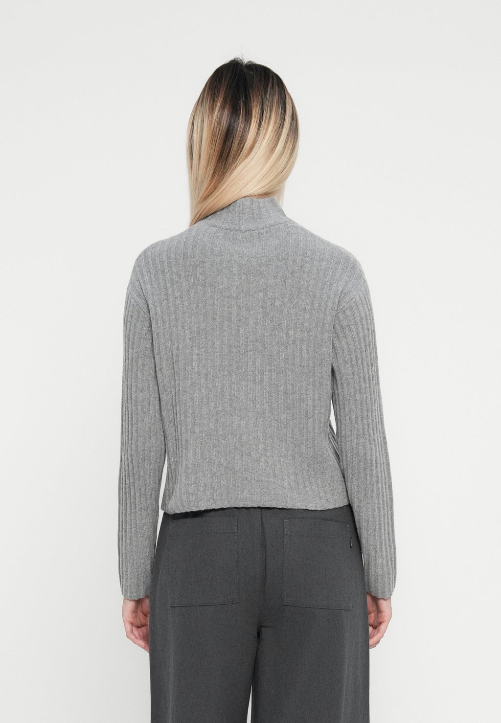 DOCKERS BOXY MOCK NECK