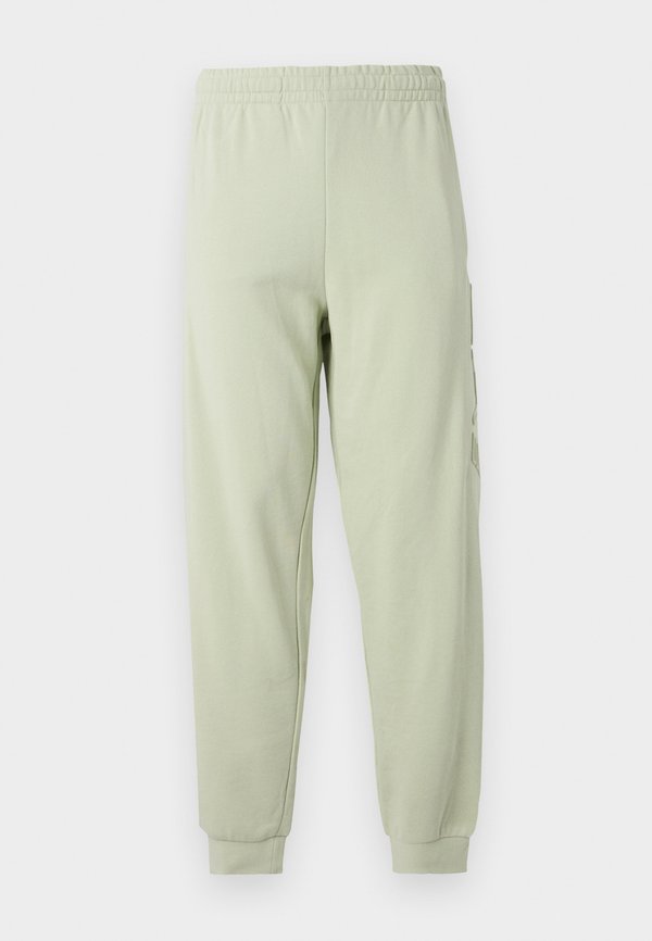 EA7 Emporio Armani