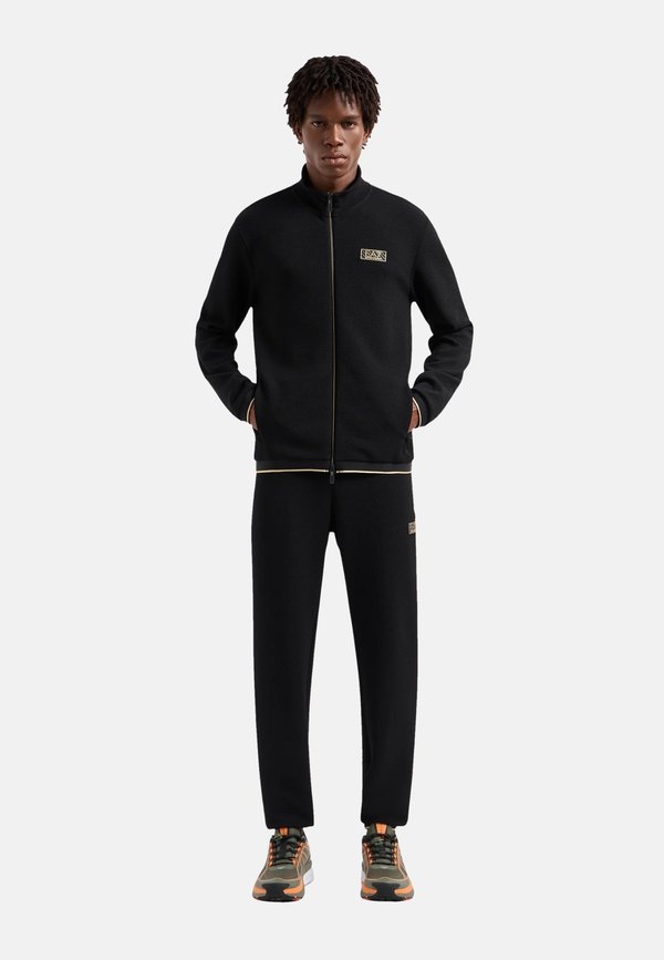 EA7 Emporio Armani