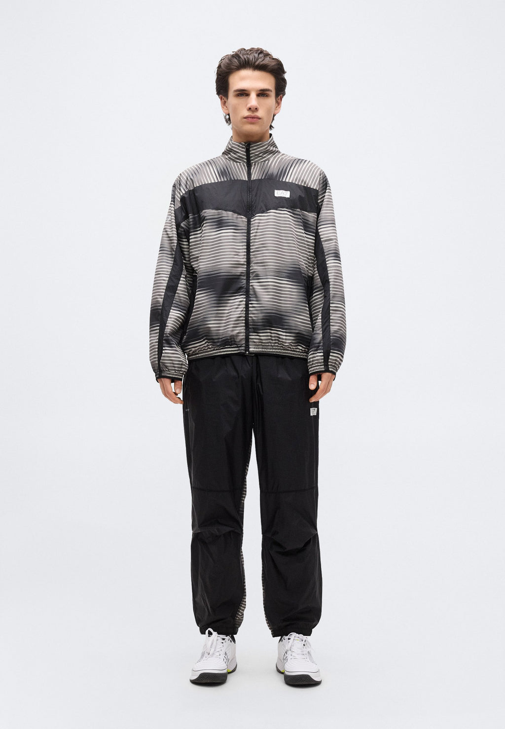 TRACKSUIT GRAPHIC Media 3