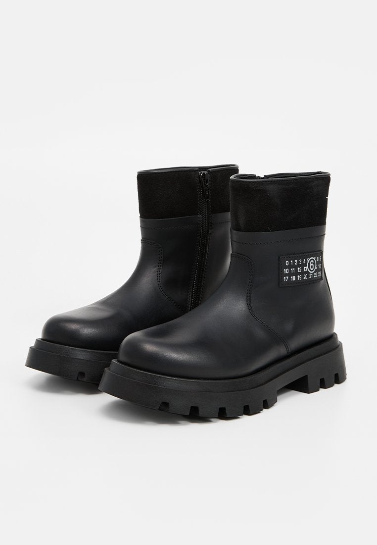 MM6 Maison Margiela