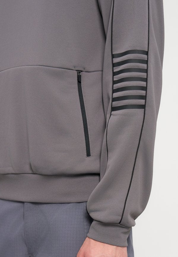 EA7 Emporio Armani