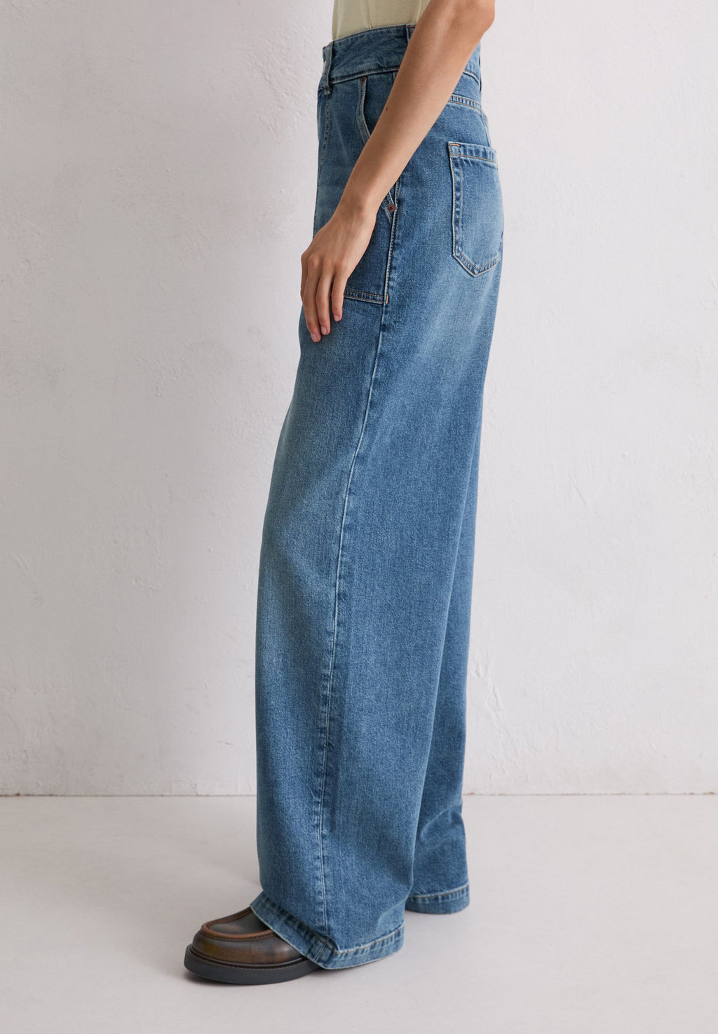 Marc O'Polo WIDE FIT REGULAR LENGTH HIGH WAIST PATCHED POCKETS DARTS