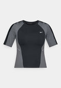 Nike Performance SWIFT TOP - Sports T-shirt - black/iron grey/reflective silver-coloured