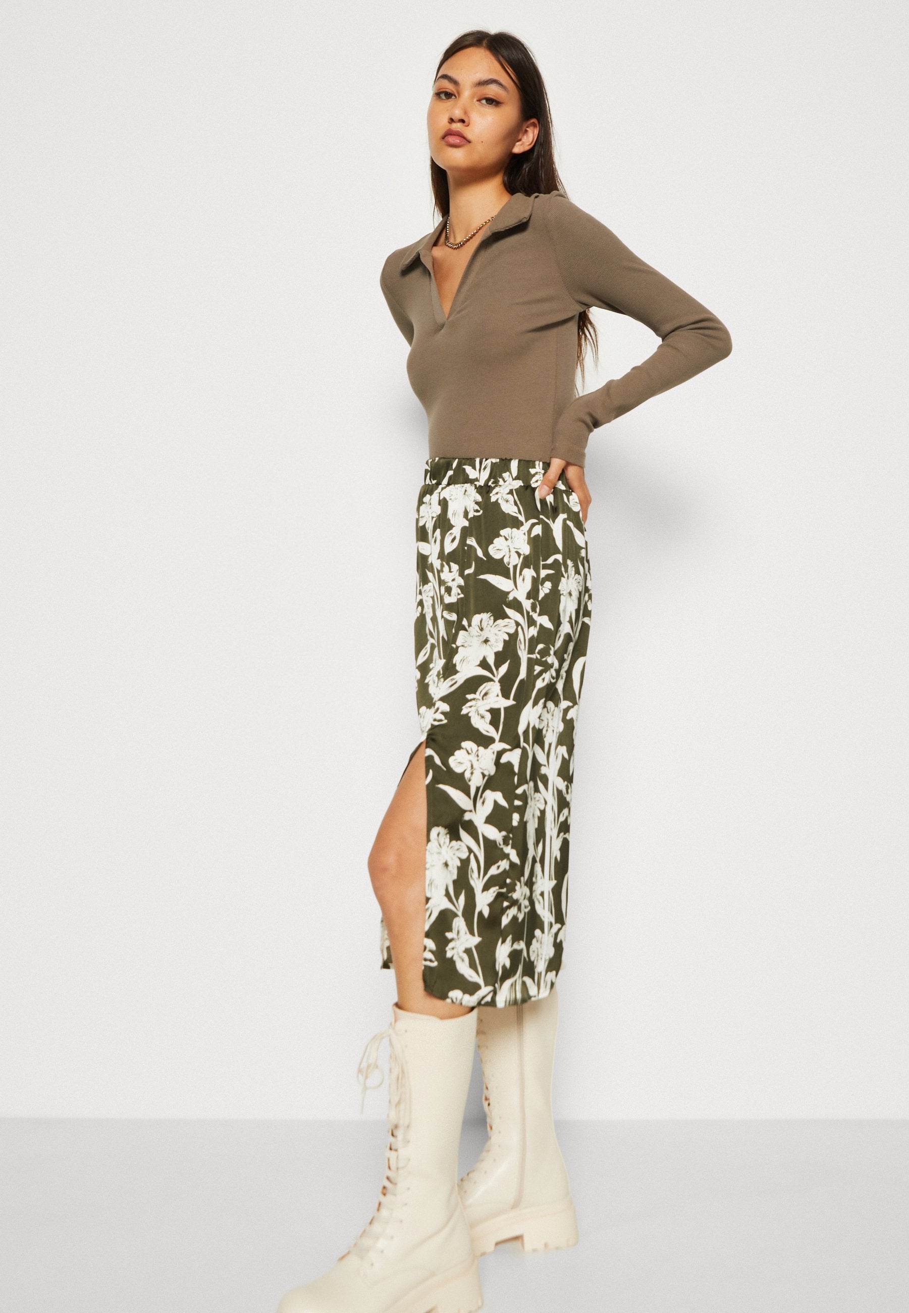VILA VIJILIA SIRI MIDI SLIT SKIRT