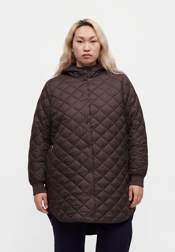 Vero Moda Curve VMHAYLE HOOD JACKET - Light jacket - chocolate torte