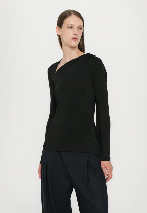 Victoria Beckham SLASH DETAIL