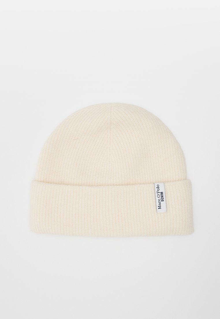 KNIT HATS Media 1