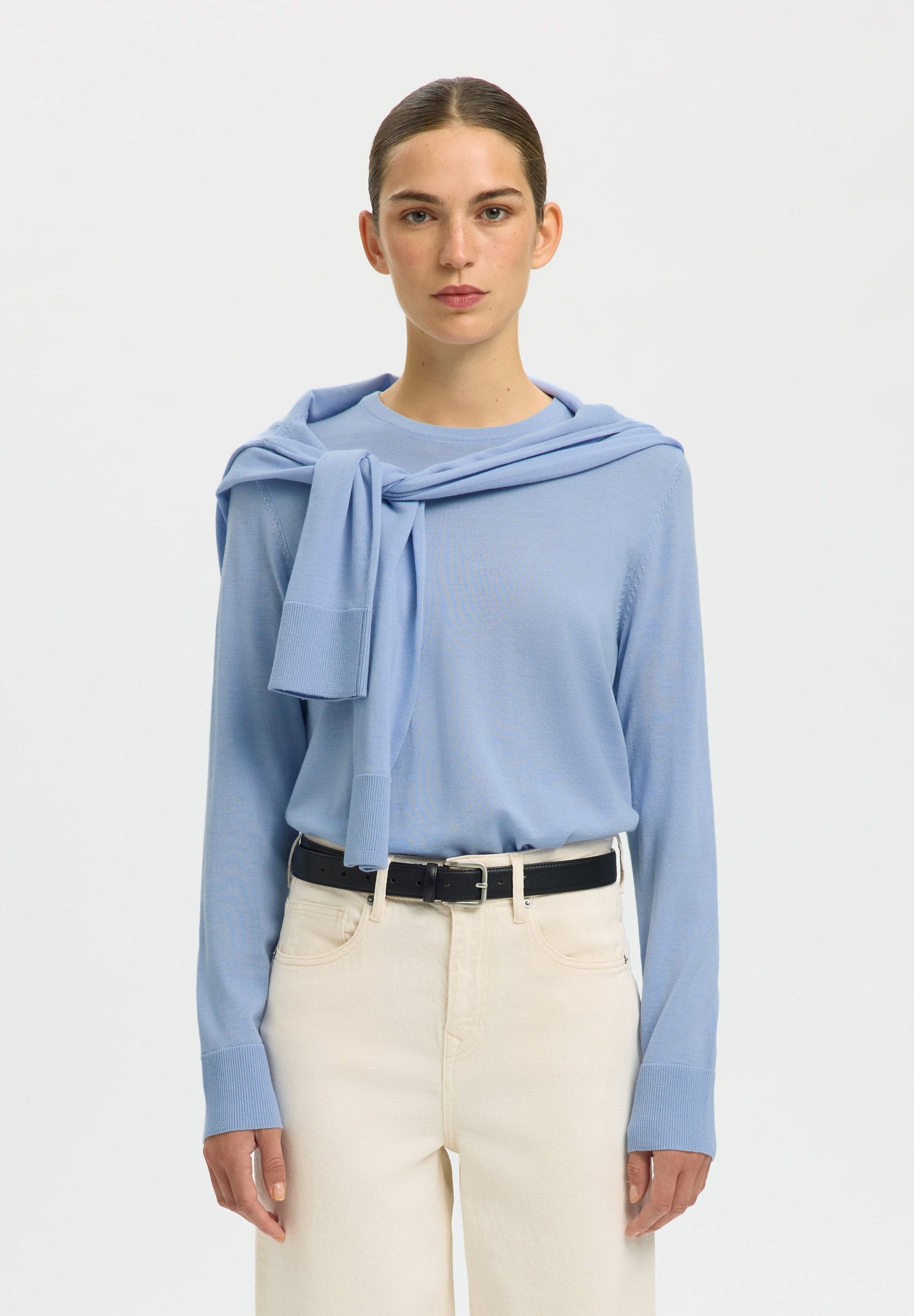 Selected SLFTHEA LS KNIT MERINO O-NECK NOOS