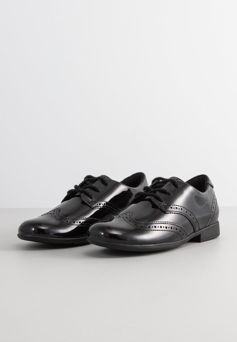 Clarks SCALA