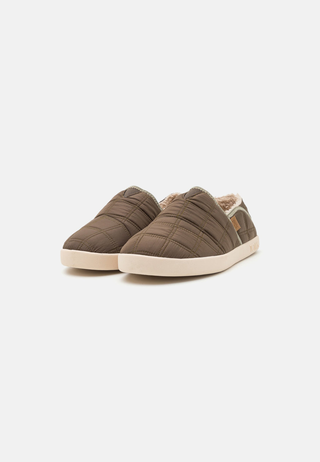 TOMS CAMDEN