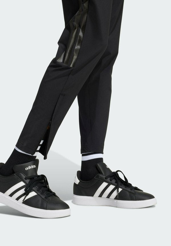 adidas Sportswear HOUSE OF TIRO