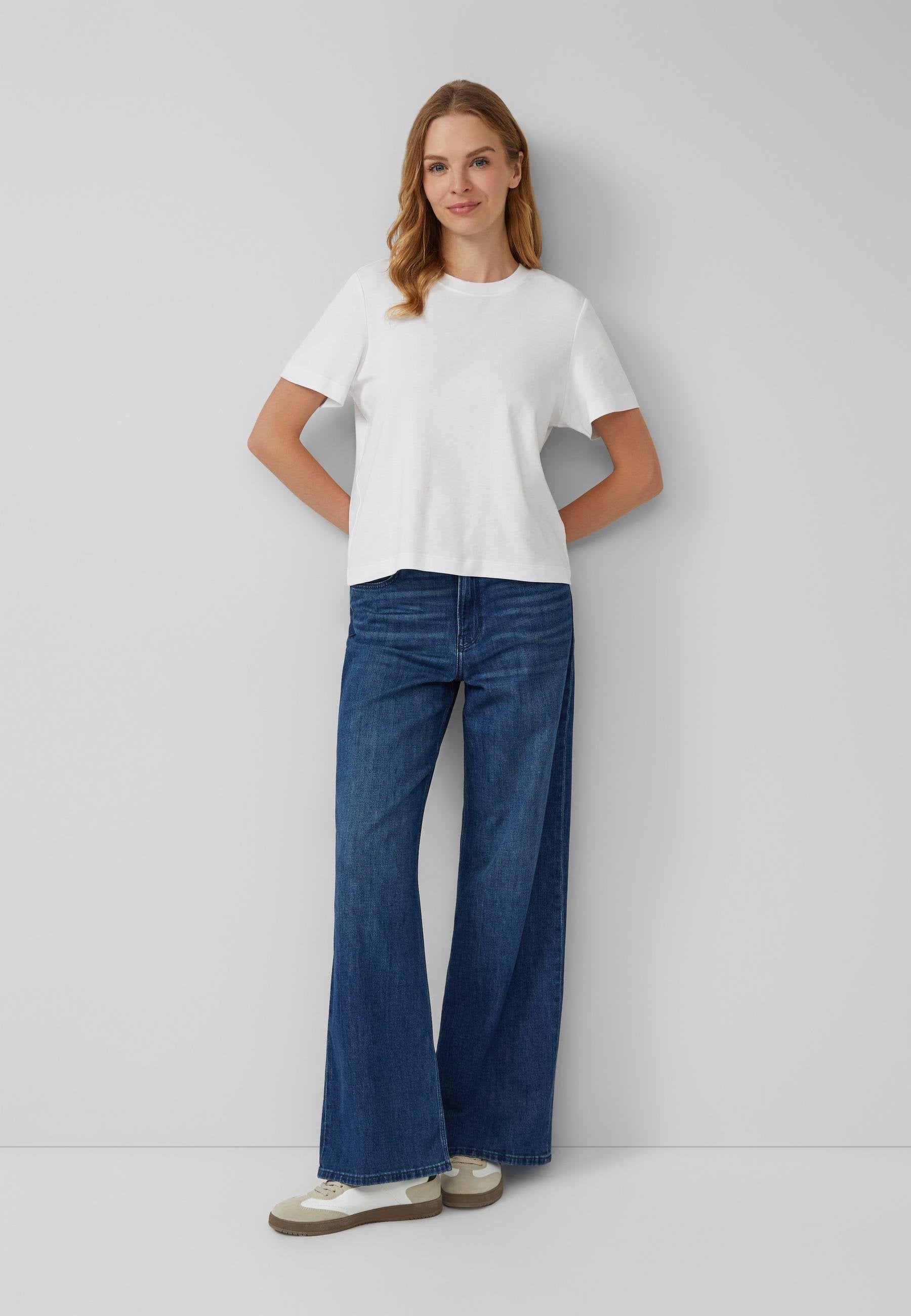 s.Oliver Flared Jeans Media 1