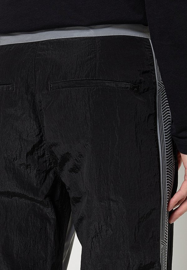 Emporio Armani REGULAR FIT