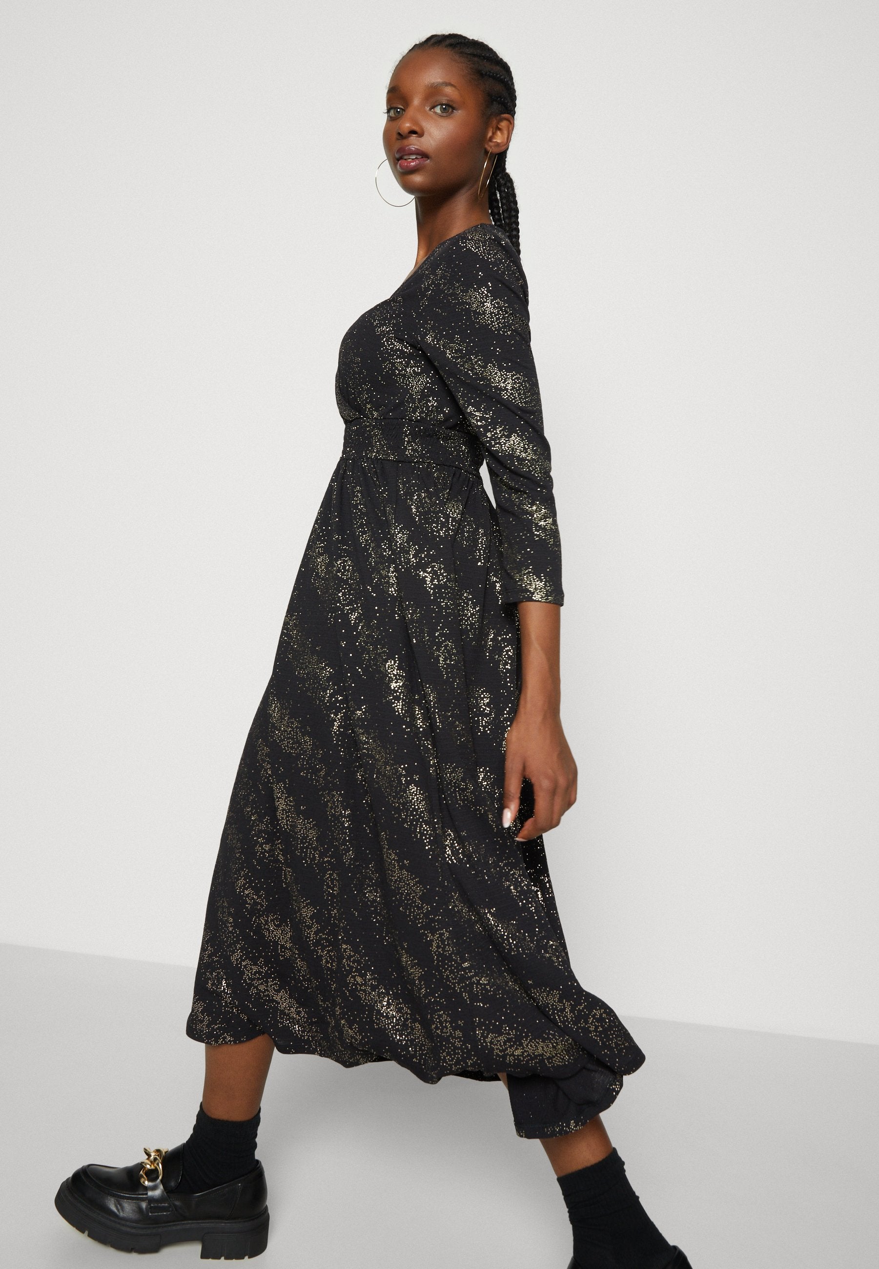 ONLNEW PELLA FOIL WRAP DRESS Media 5