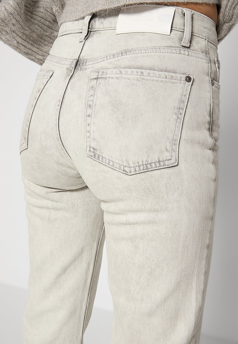7 for all mankind LOGAN