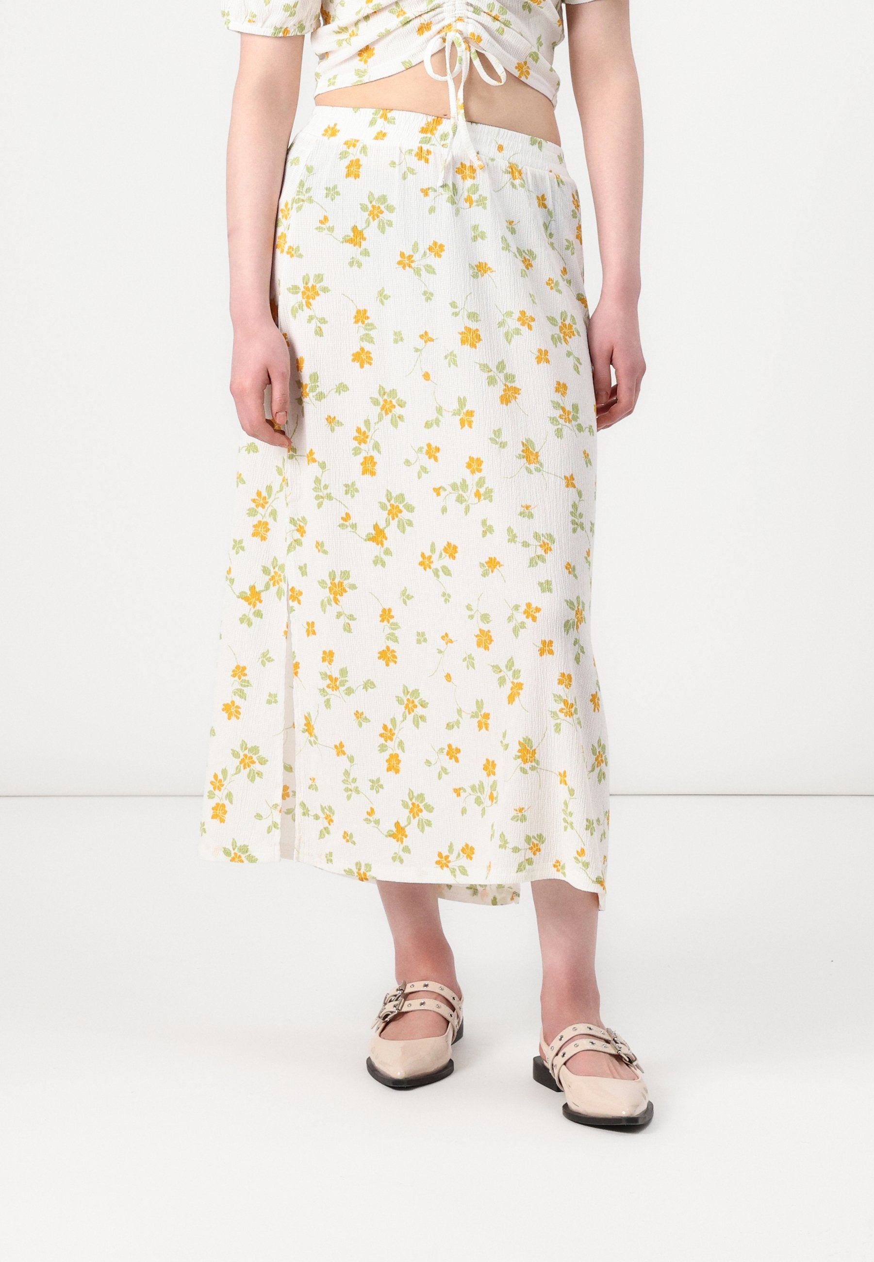Pieces PCTEA MIDI SKIRT