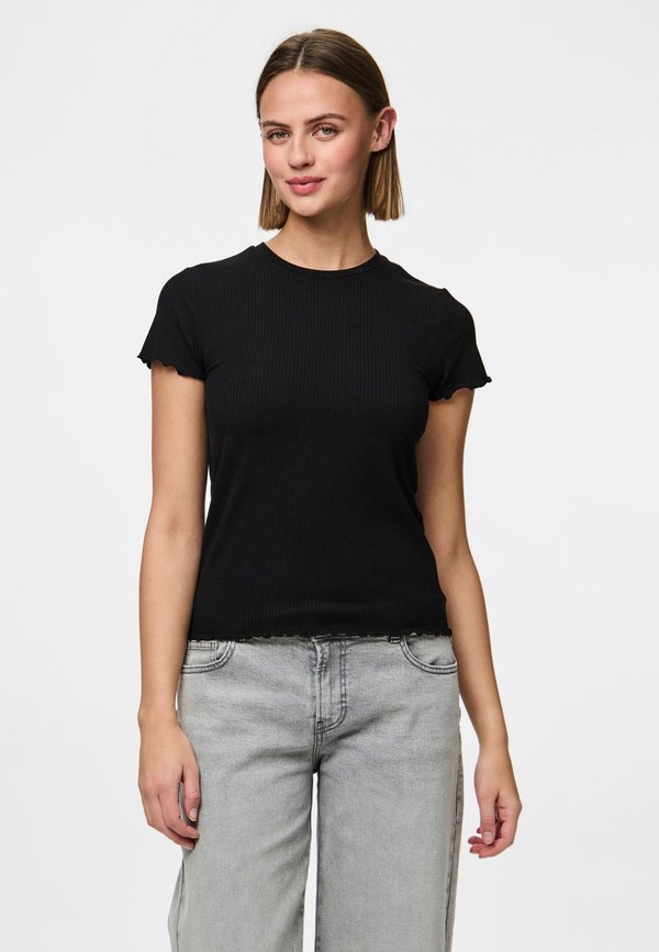 Pieces PCNICCA SS O-NECK TOP NOOS