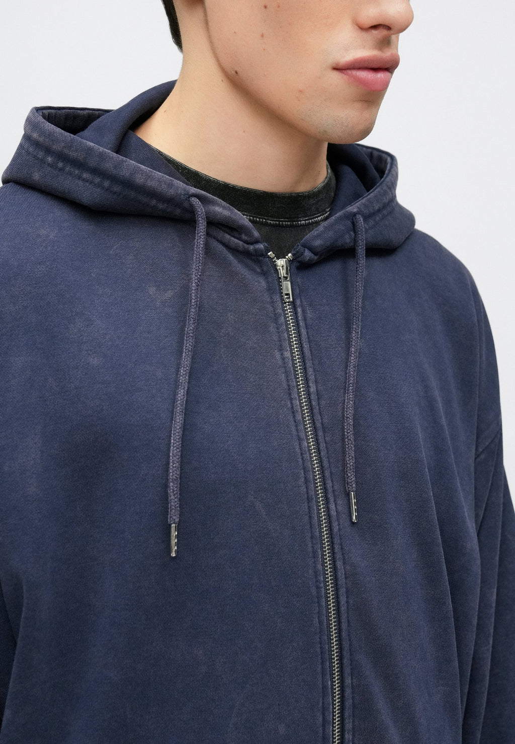 YOURTURN OVERSIZED FIT WASHED ZIP-UP HOODIE
