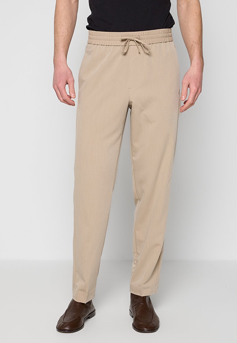 RELAXED FIT Media 1