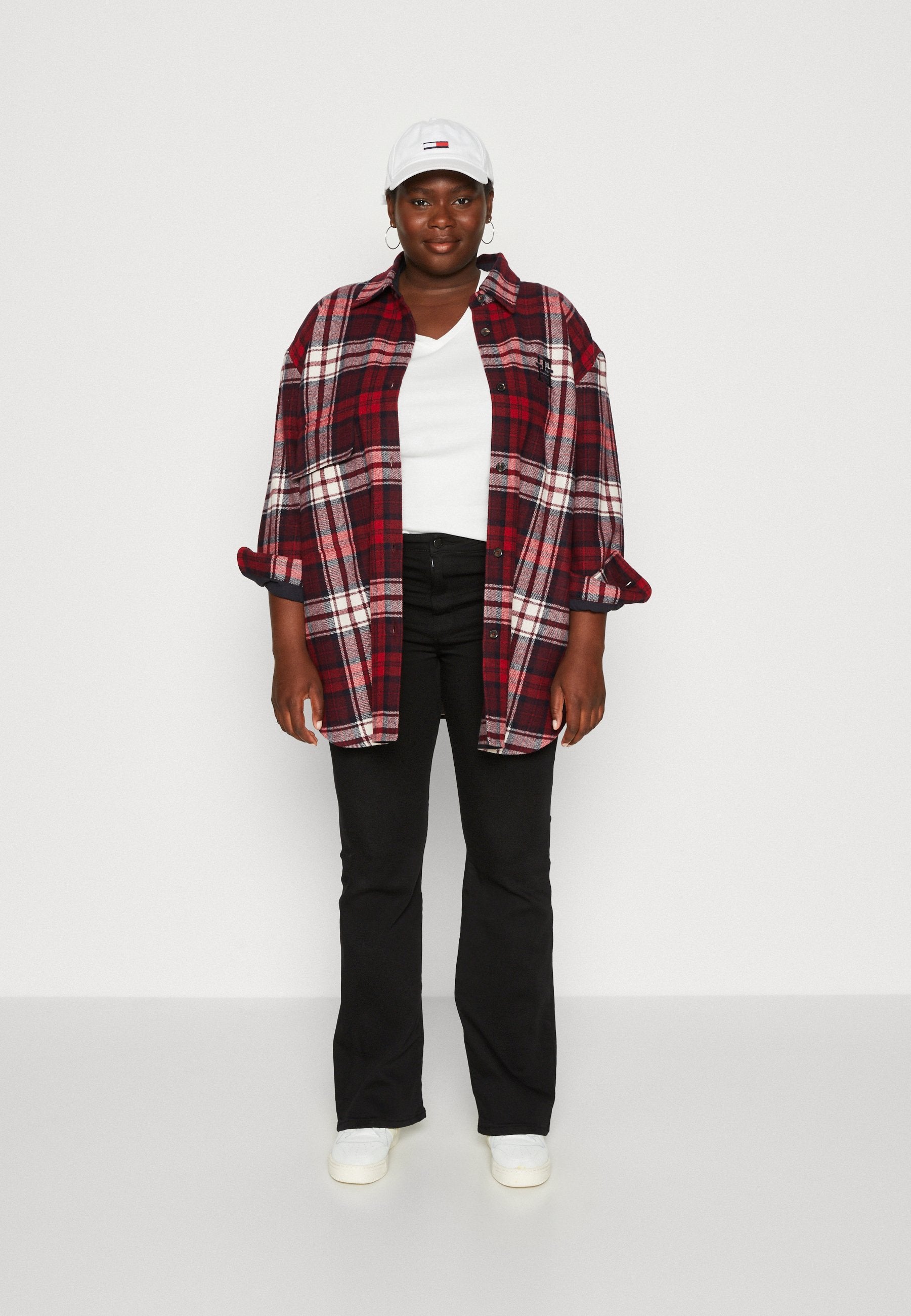 TARTAN OVERSHIRT Media 2