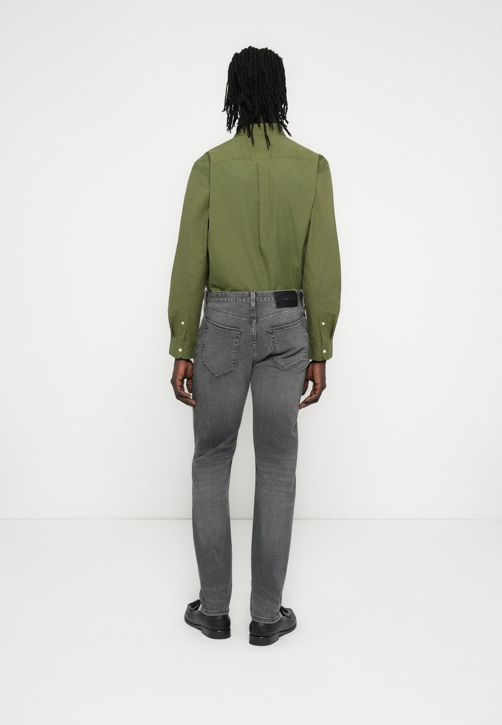BLEECKER WHISKERED SLIM JEANS Media 4