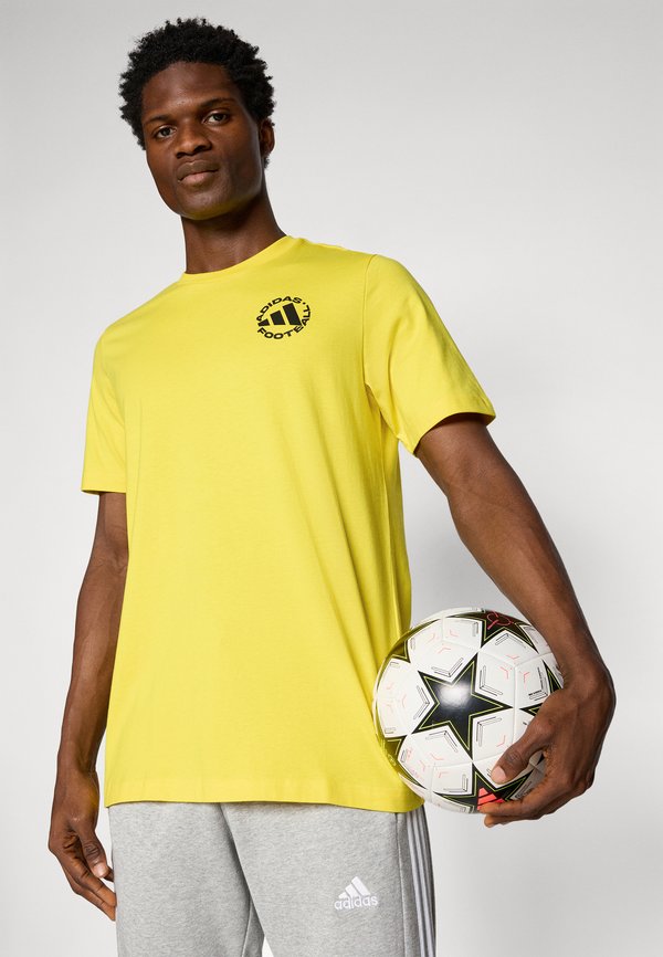 adidas Performance FOOTBALL STICKER GRAPHIC T-SHIRT