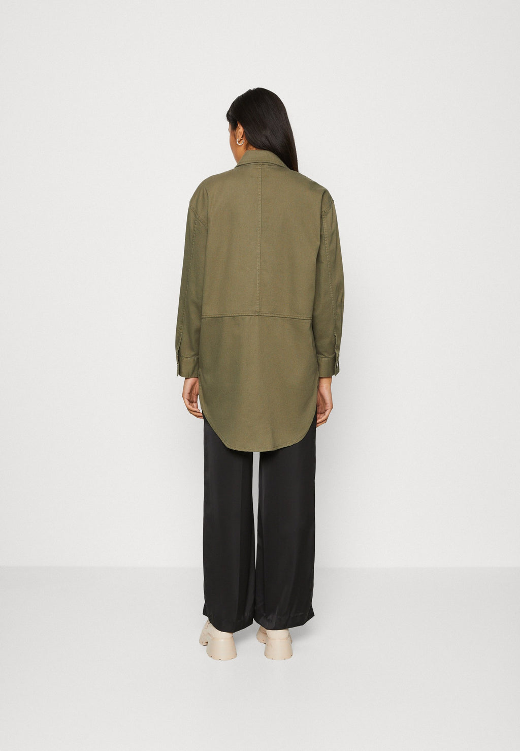 ONLDREW SHACKET Media 4