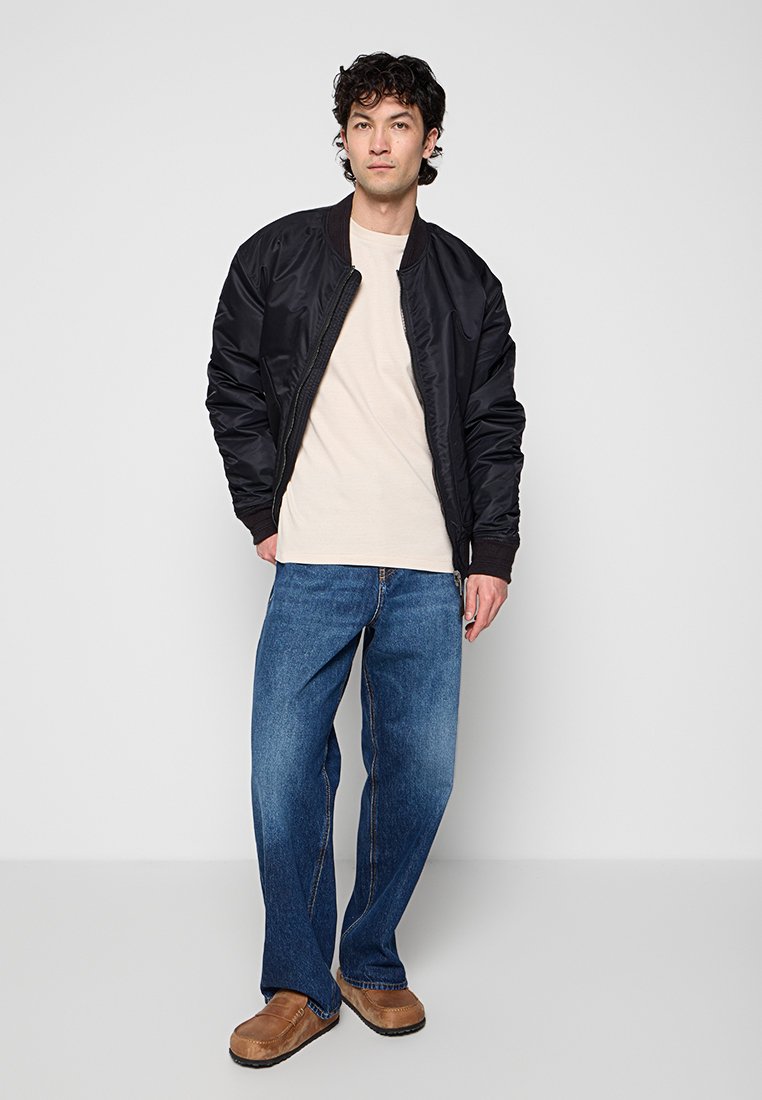 Hackett London