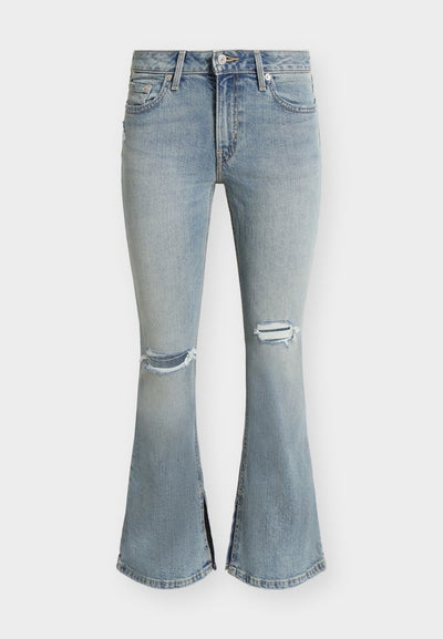 Levi's® LOW SLIM BOOT