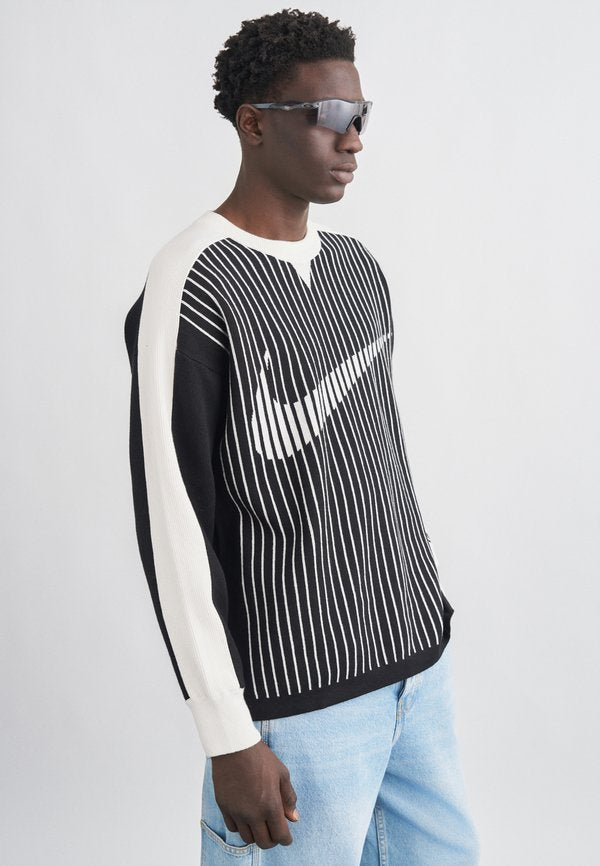 Nike Sportswear CLUB SWEATER - Jumper - black/sail
