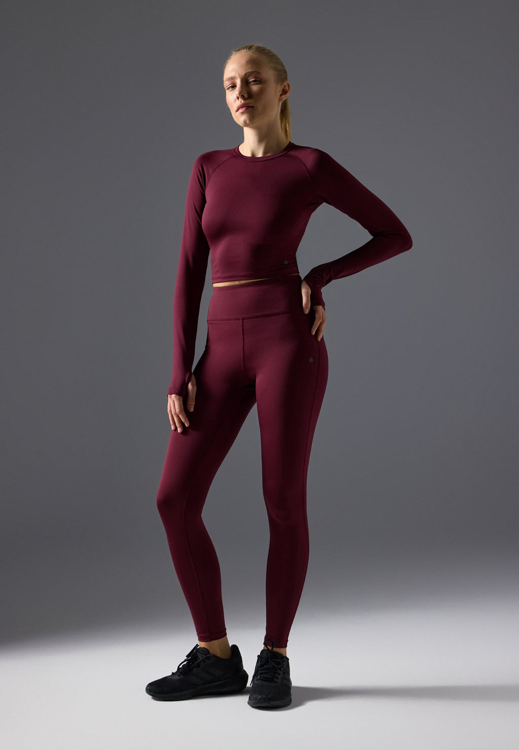 Even&Odd active ESSENTIAL CROPPED LONG SLEEVE TOP WITH THUMB HOLES