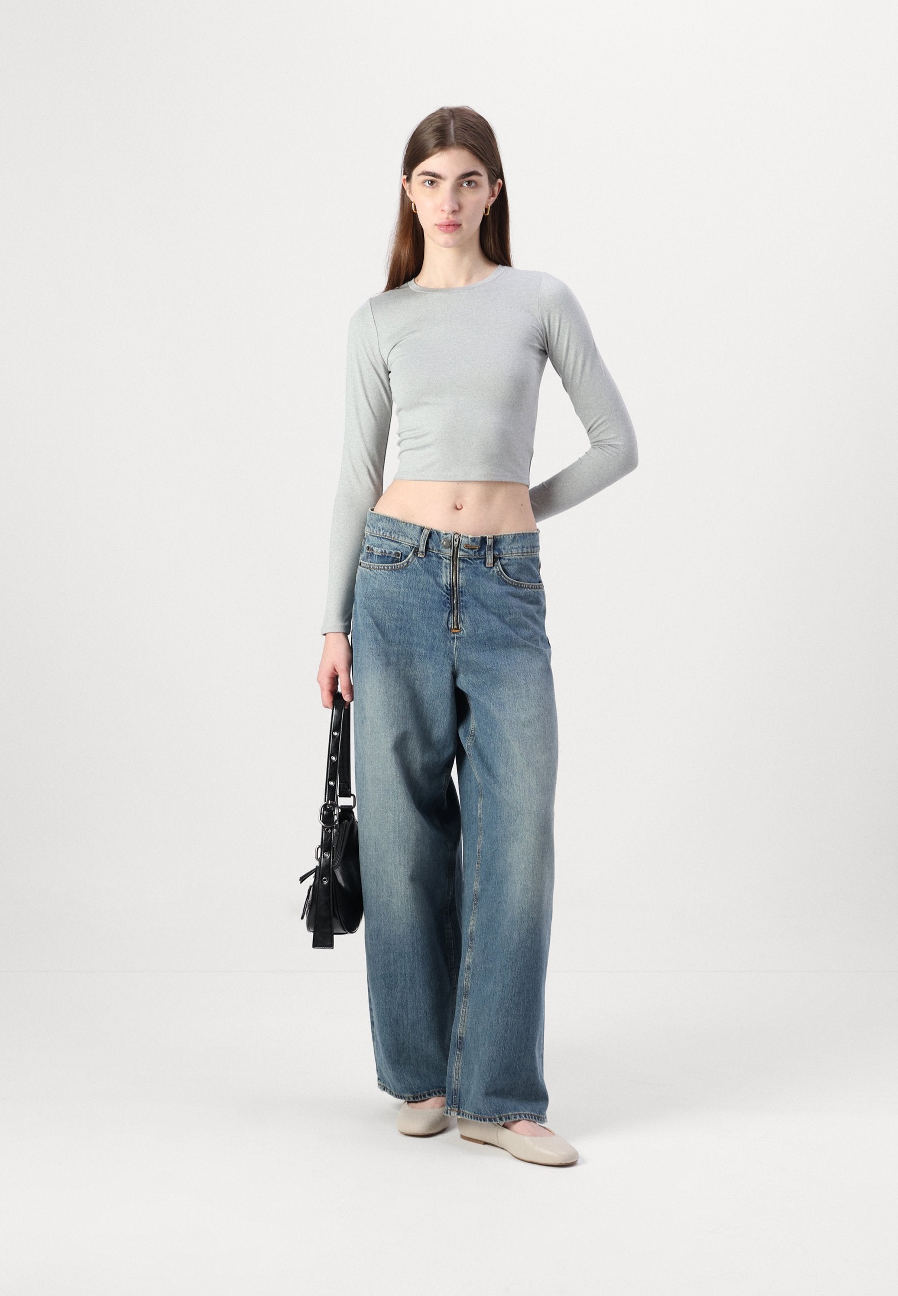 Wide-fit ONLBAXTER Mid waist Wide Leg Fit Media 2