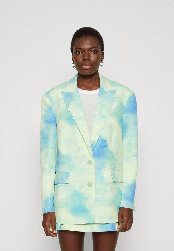 2nd Day WYATT ESSENTIAL SUITING