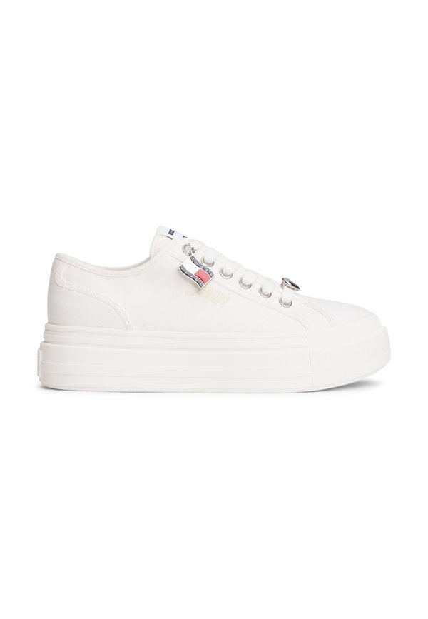 Tommy Jeans CANVAS PLATFORM TRAINERS WITH CHARMS