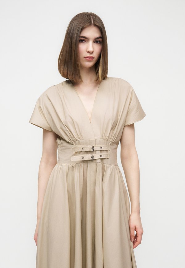 DKNY