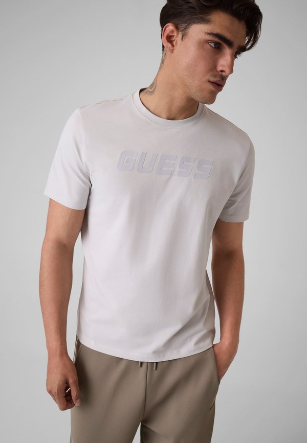 Guess LOGO-T-SHIRT - Print T-shirt - hellgrau