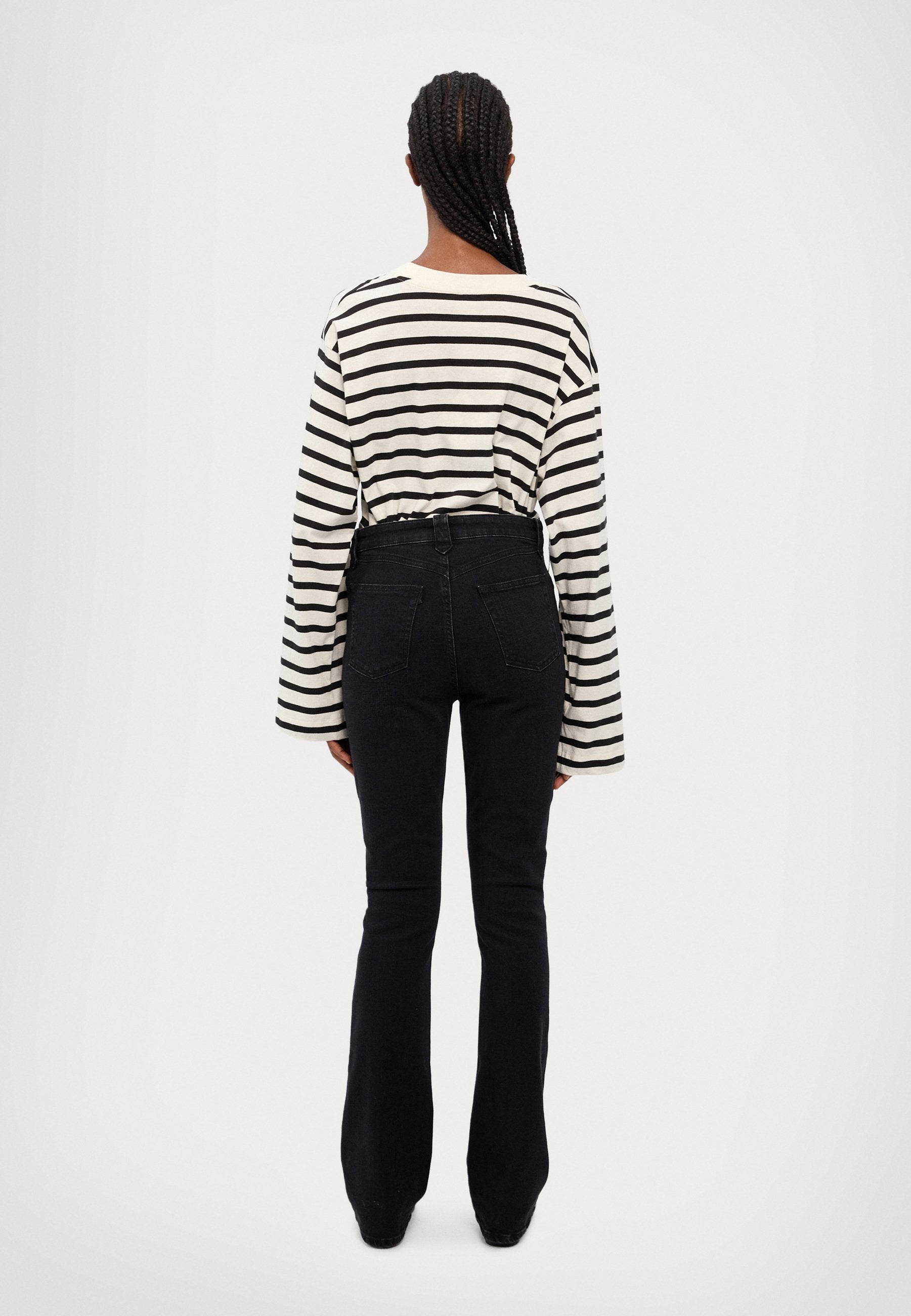 3x1 MAYA SKINNY HEELS