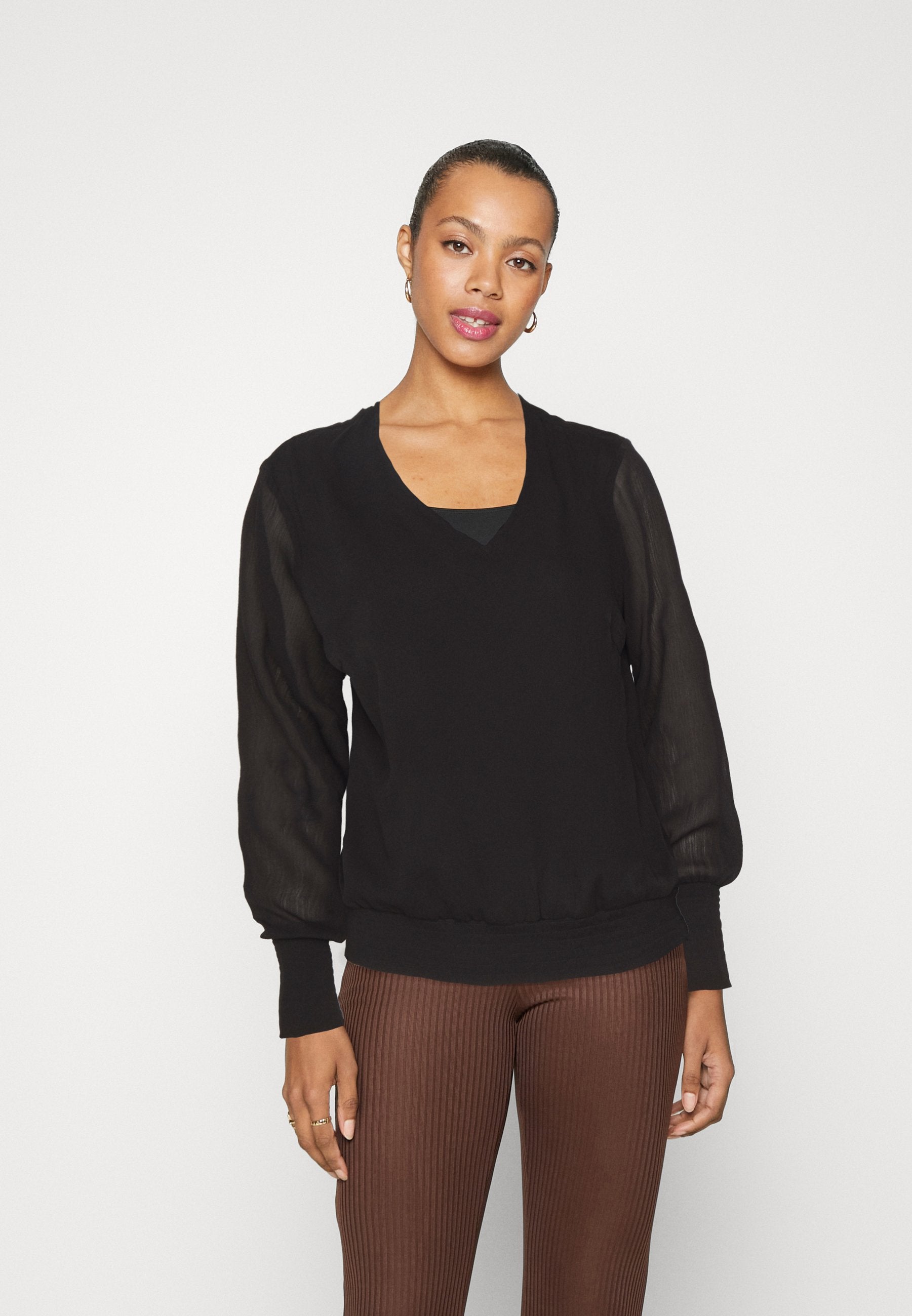 Pieces PCSTEPHANIE V-NECK