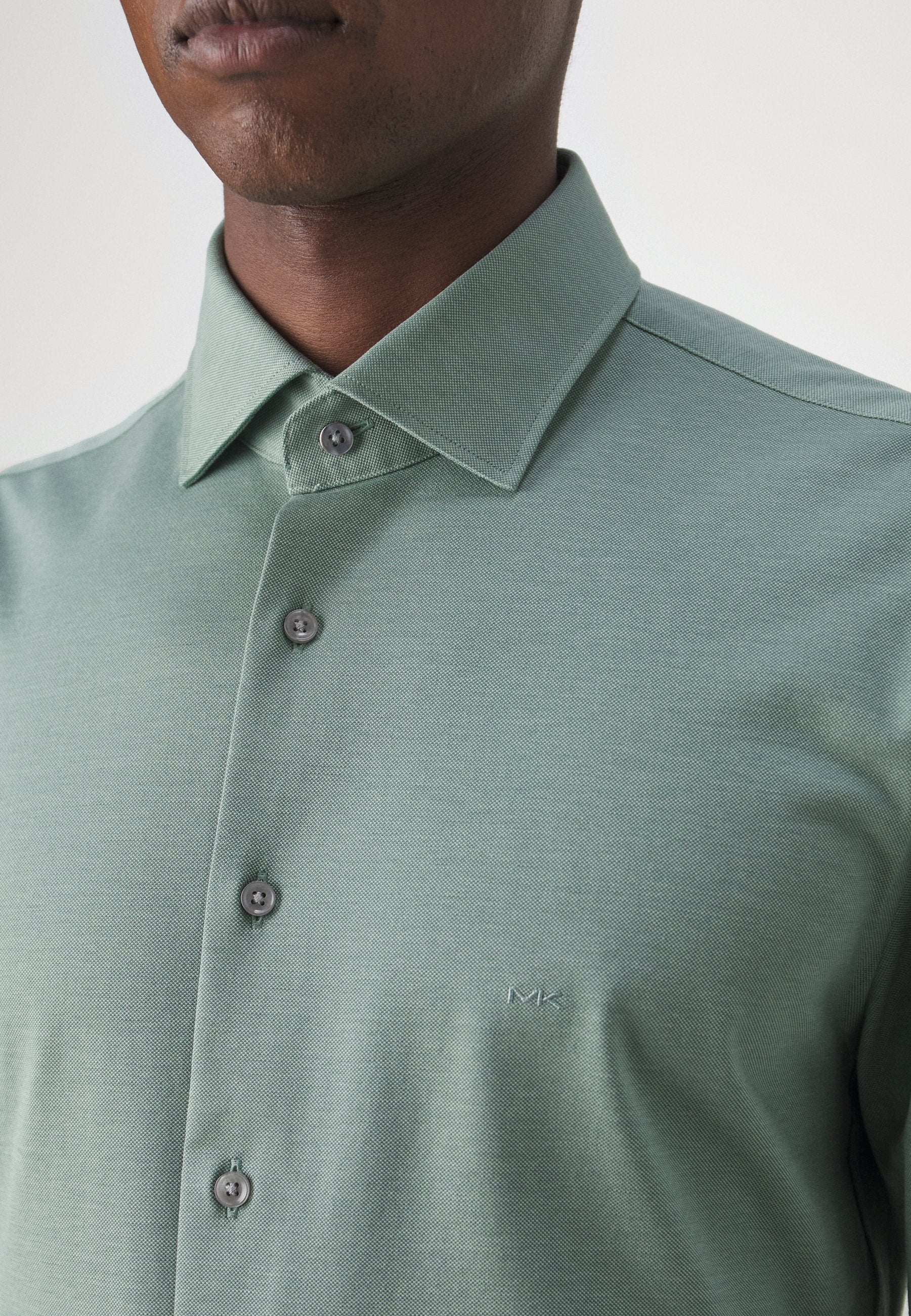 Michael Kors SOLID SLIM SHIRT