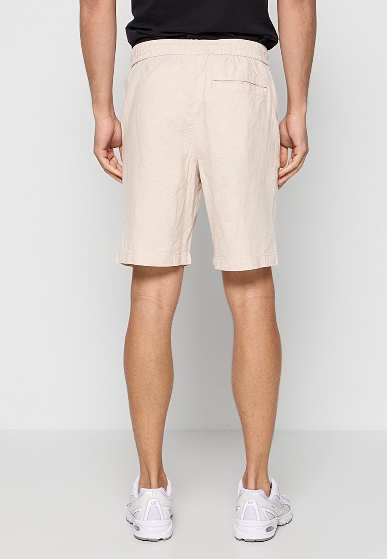 RELAXED FIT Media 3