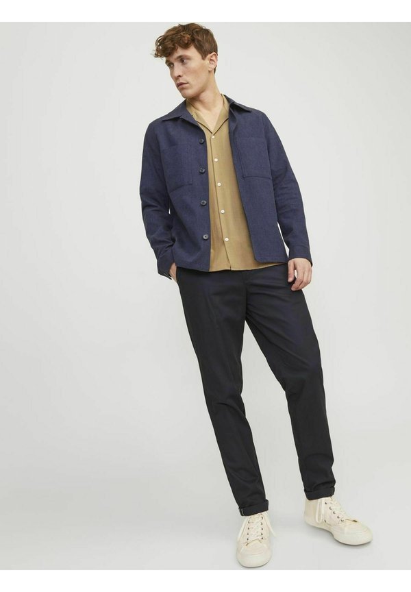 Jack & Jones Tapered fit chinos