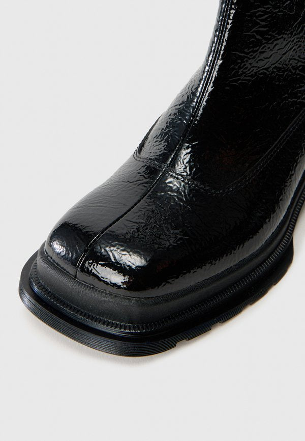 Dr. Martens MAYBOLE HI