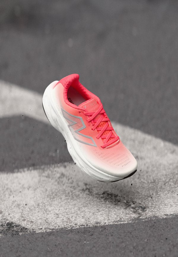 New Balance FRESH FOAM X 1080 V14 - Road running shoes - urgent red