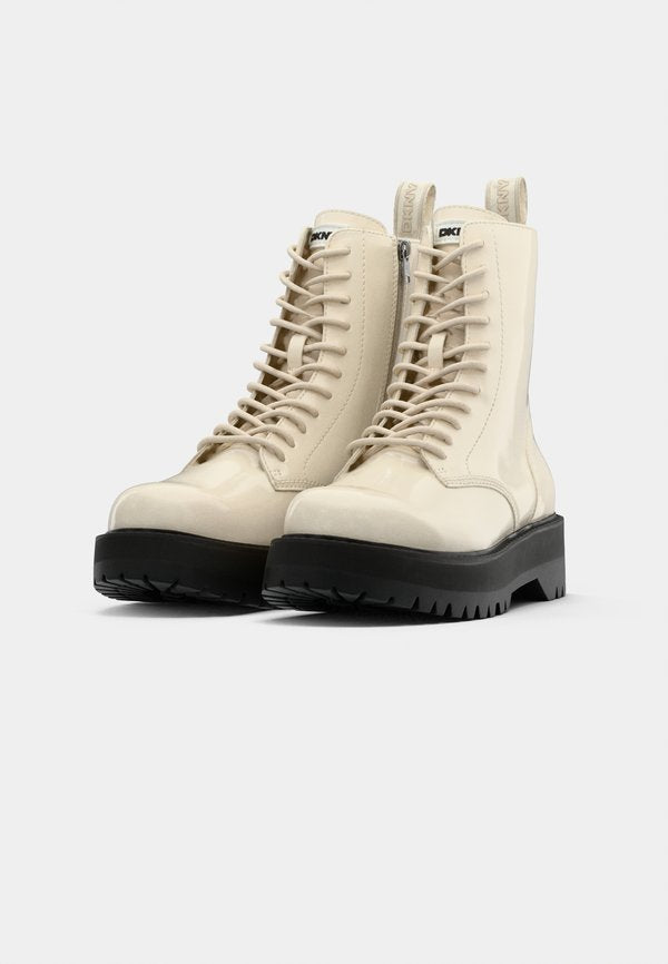 DKNY BATU LACE UP BOOT