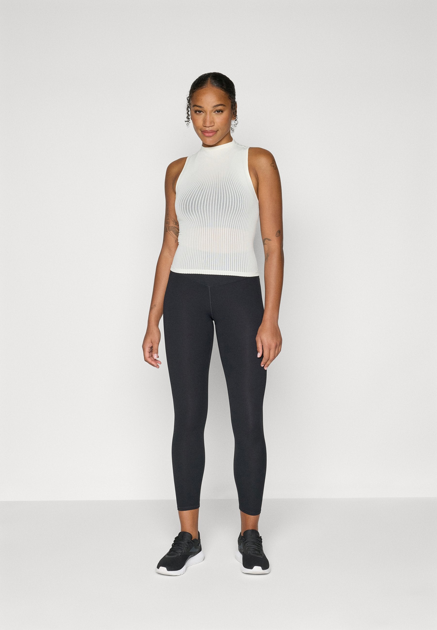 Fabletics SHEER TANK